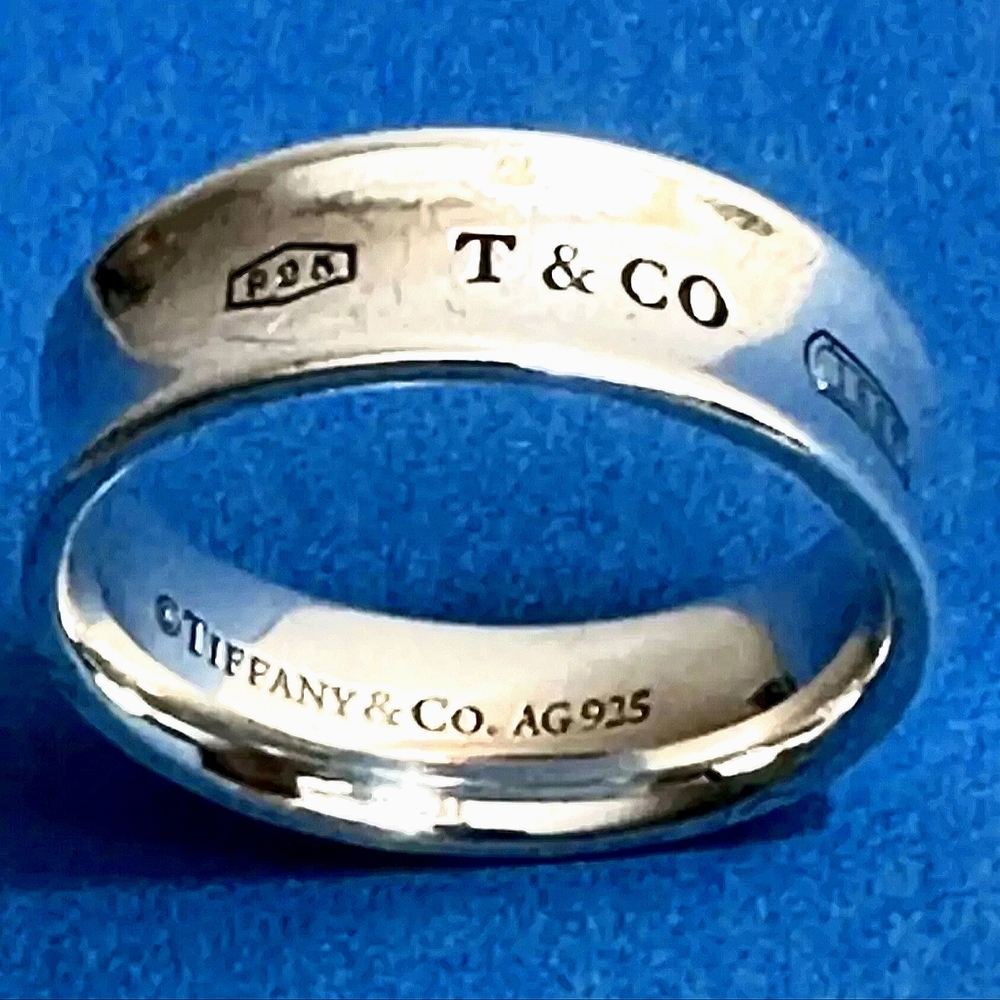 Tiffany & Company Vintage Signed Engraved 925 Sterling Silver Band Ring Size 7